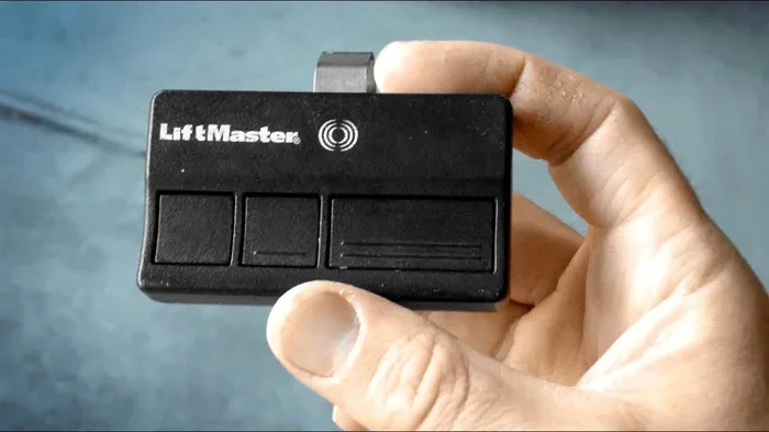 Can You Program a Car to a Garage Door Opener Remote