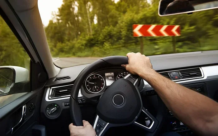 Can You Drive a Car Without Steering Assist Right Now